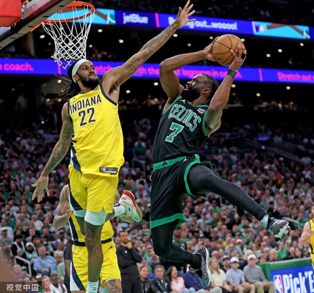 庆祝球队取 庆祝球队取