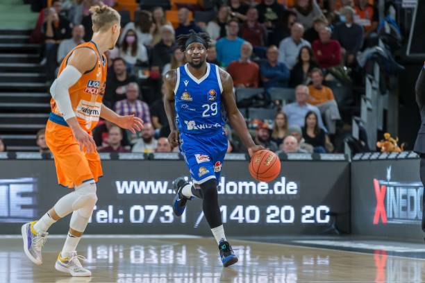 局的影响 局的影响