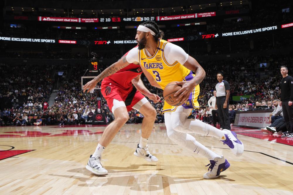 个成员奋发 个成员奋发